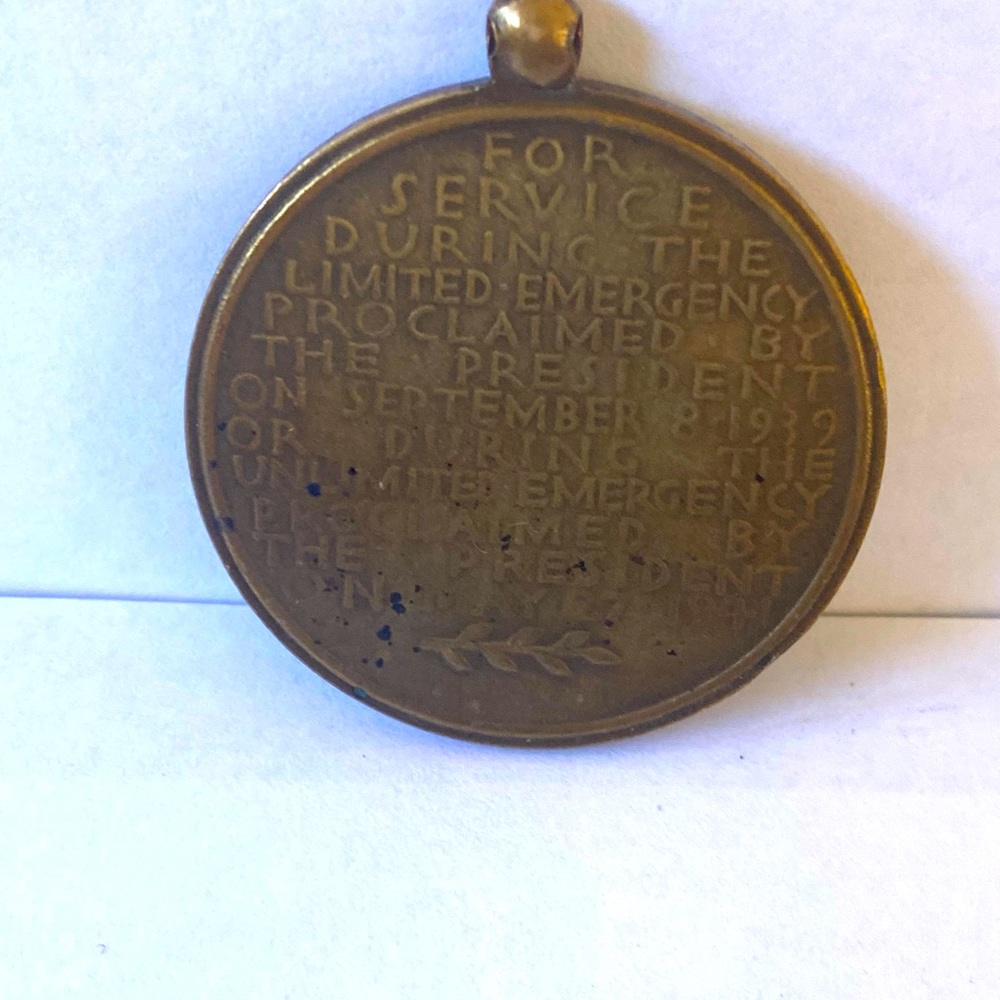 Vintage American Defense Medal Medallion 1939 /1941 - Picture 2 of 3